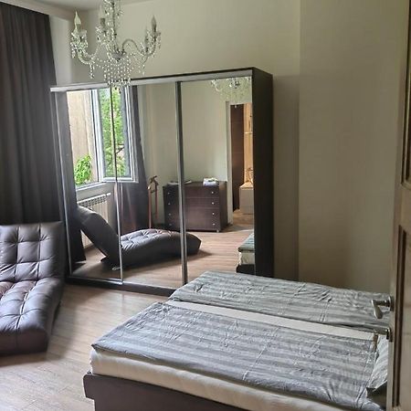 Vitosha 67 Apartment โซเฟีย ภายนอก รูปภาพ